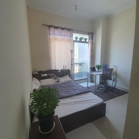 One Masterbedroom In 2 Bedroom Apt,Al Darwesh,Al Barsha 1 Dubai Exterior foto